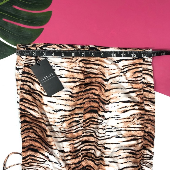 NEW Lioness The Met Tiger Cheetah Print Ruched Mini Skirt - Picture 3 of 7